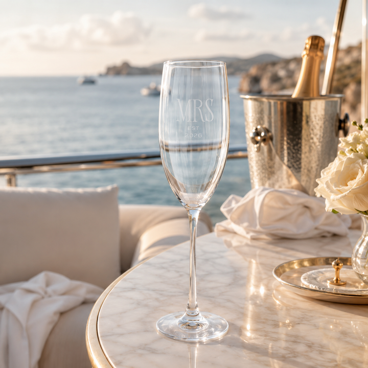 Pearl Union Mrs Est. 2026 Engraved Champagne Flute  —  Bridal Wedding & Honeymoon Toast Glass