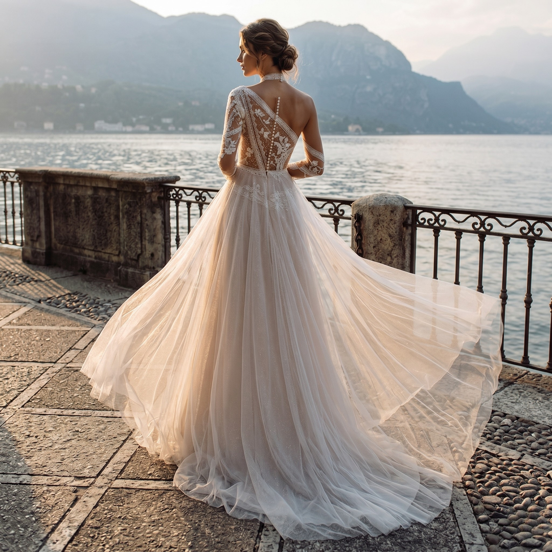 Pearl Union Amalfi Moonlight Lace Bridal Gown