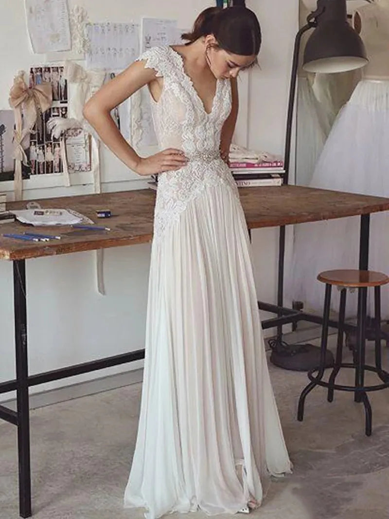 Pearl Union Jardin Étoile Ivory Lace Garden Bridal Gown